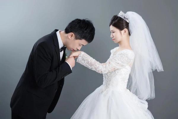 2025年12月结婚黄道吉日,2020年十二月25日结婚