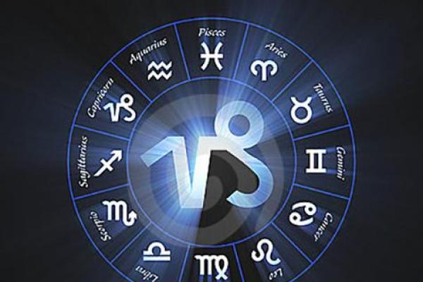 2025年摩羯座8月份适合动土吉日一览表 2021年摩羯座八月份爱情